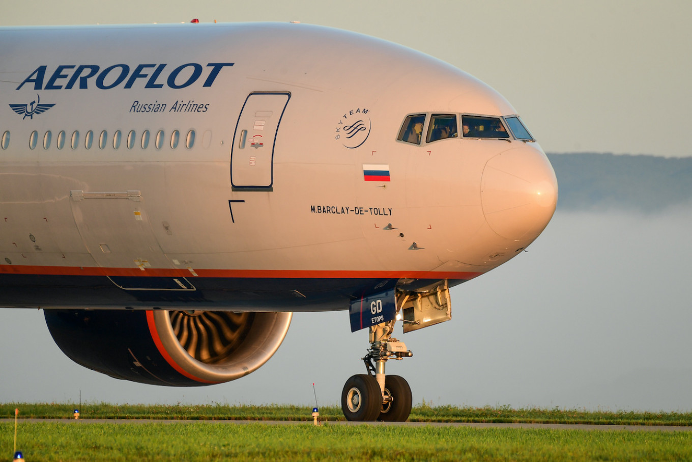Russia Suspects Aeroflot’s Britain Rep of Treason