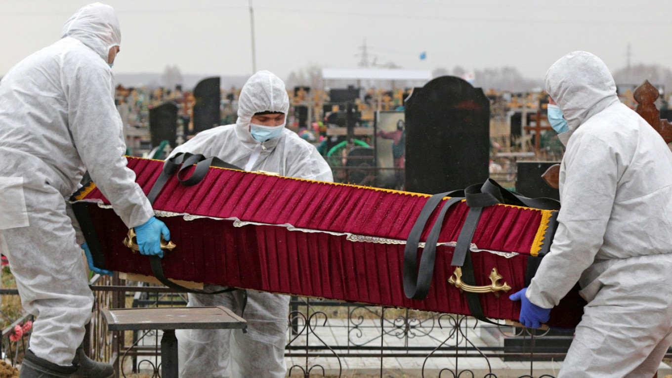 Russia’s Excess Death Toll Passed 110K Before Second Wave
