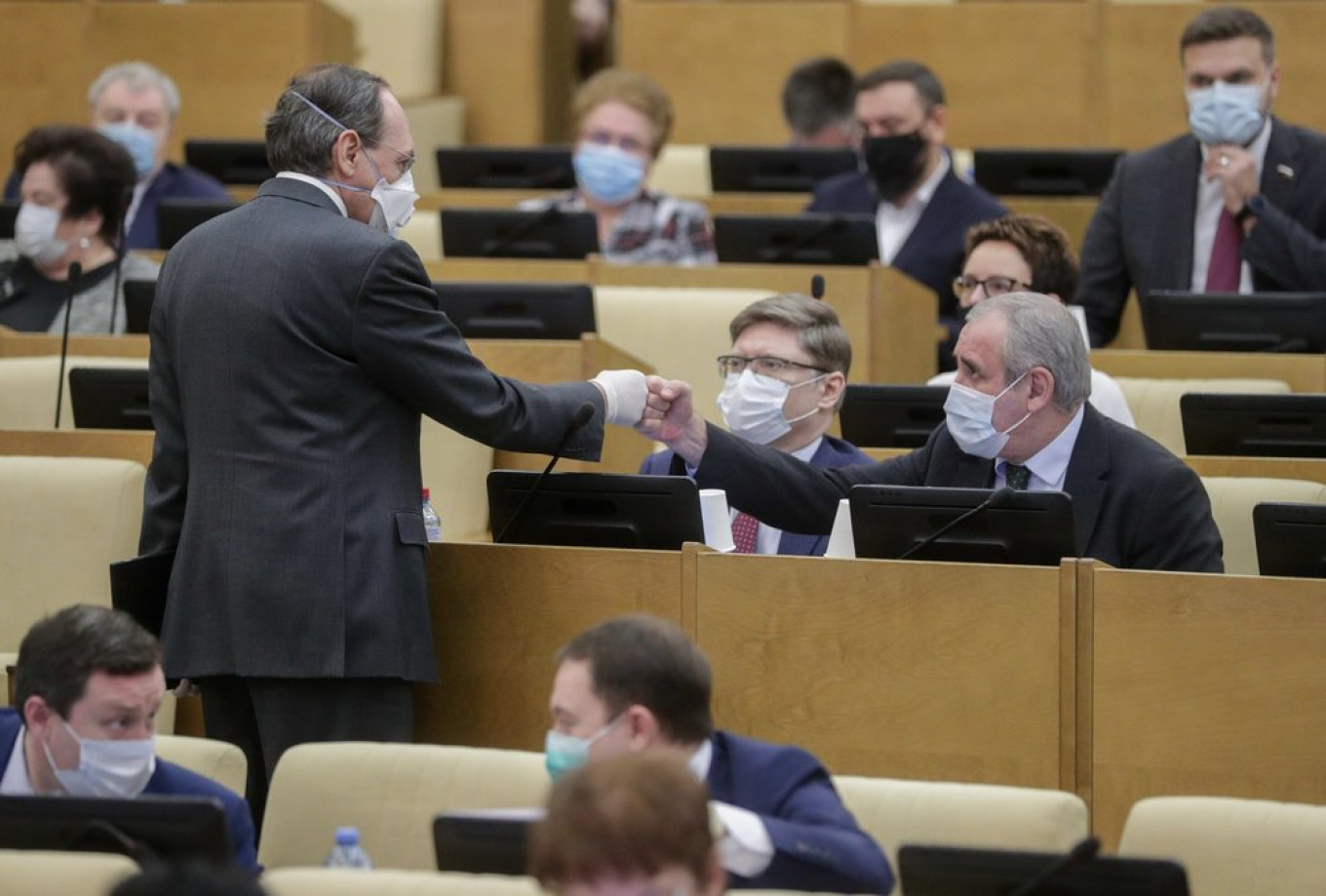 5 Russian Lawmakers Reinfected With Coronavirus, Duma Speaker Says