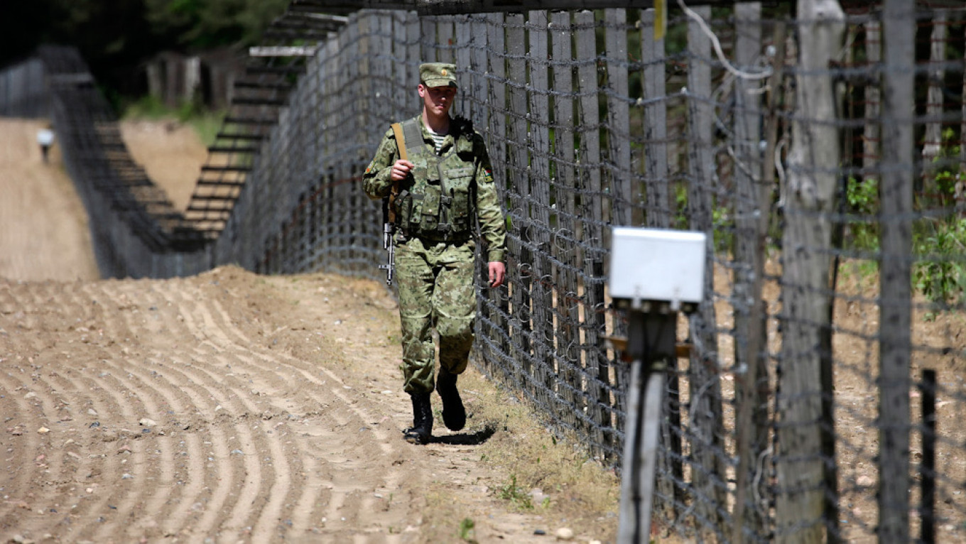 Belarus Blocks Land Border Exits