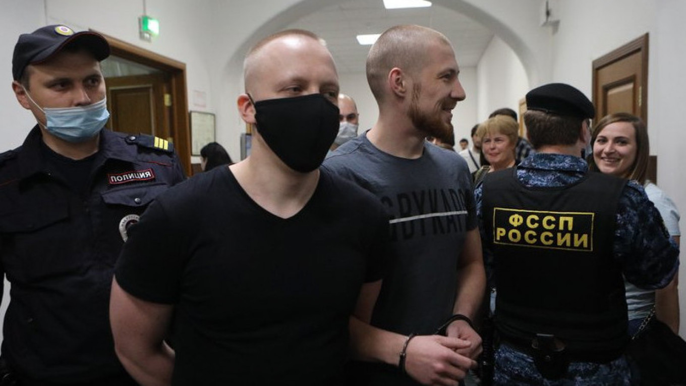 Ex-Cops in Russian Reporter’s Drugs Arrest Deny Guilt.