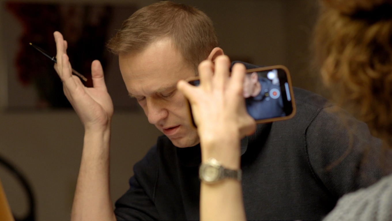Navalny Extracts Poisoning Confession From Alleged FSB Agent on Trick Call