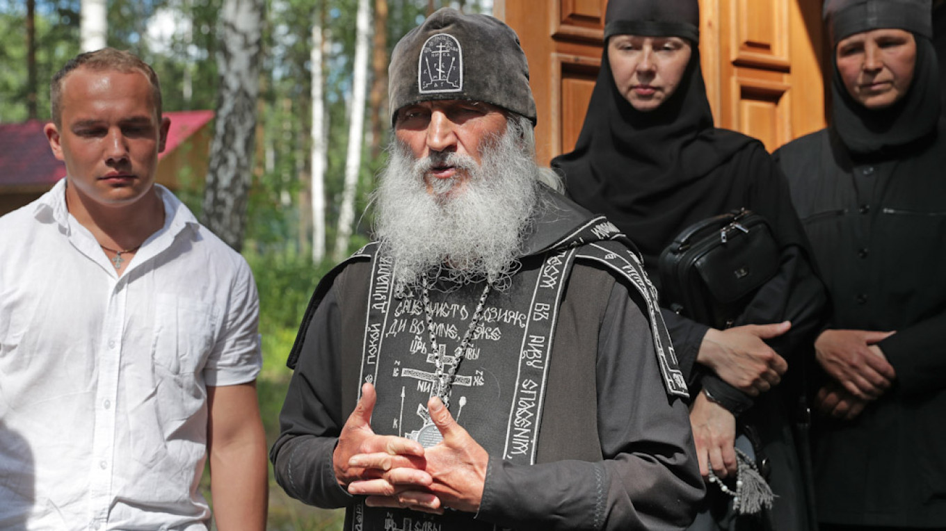 Russia Detains Ex-Priest Suspected of Encouraging Children to ‘Die for Russia’