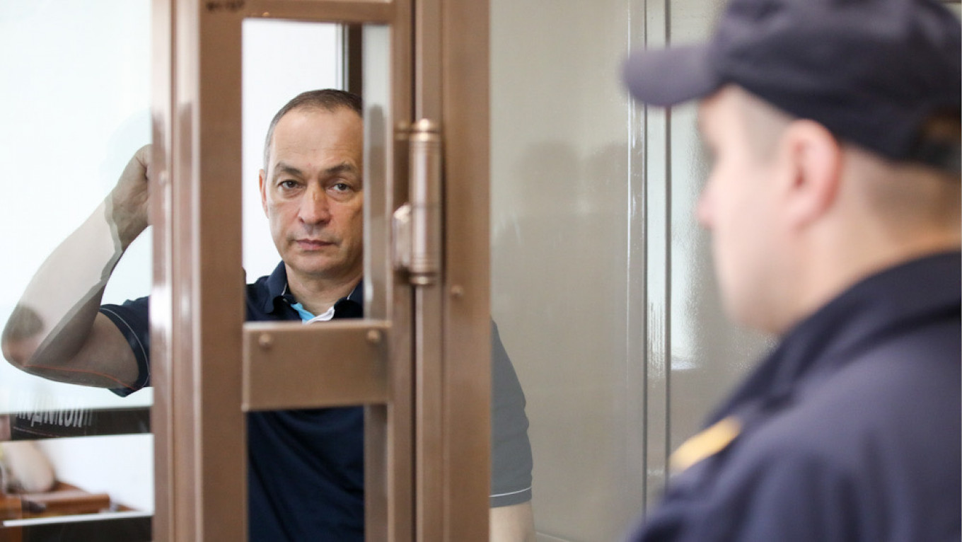 Russia Jails Ex-Official 15 Years in High-Profile Corruption Case