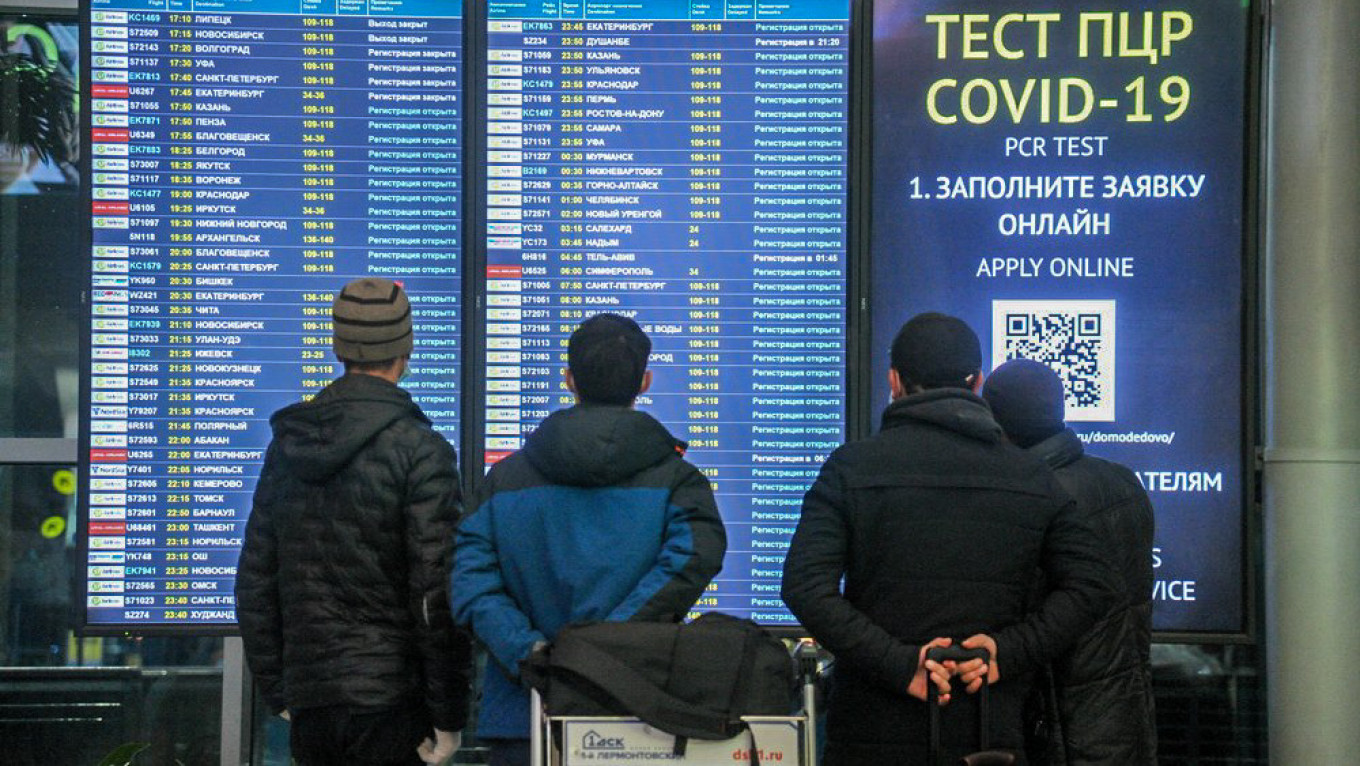Russian Airspace Overhaul Causes 100 Flight Cancellations