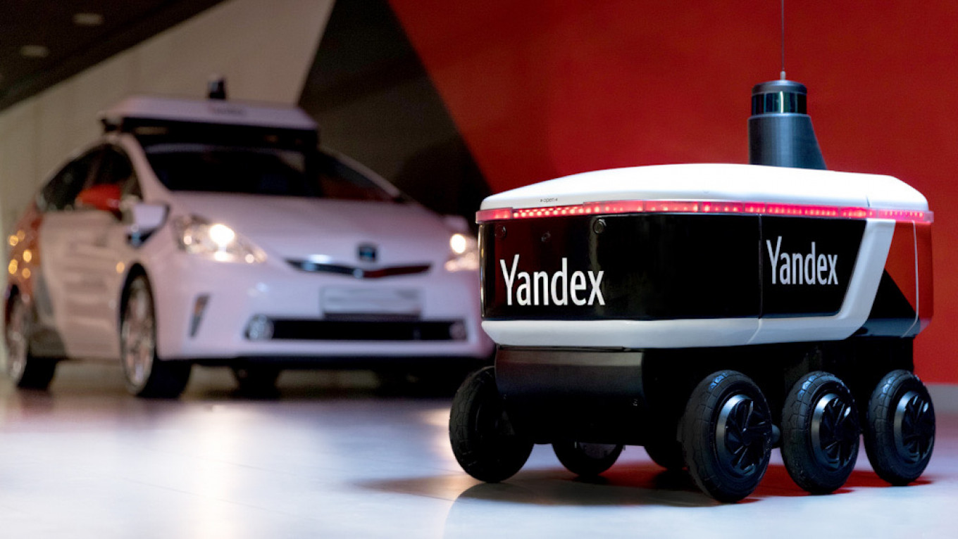 Yandex Launches Food Delivery Robots