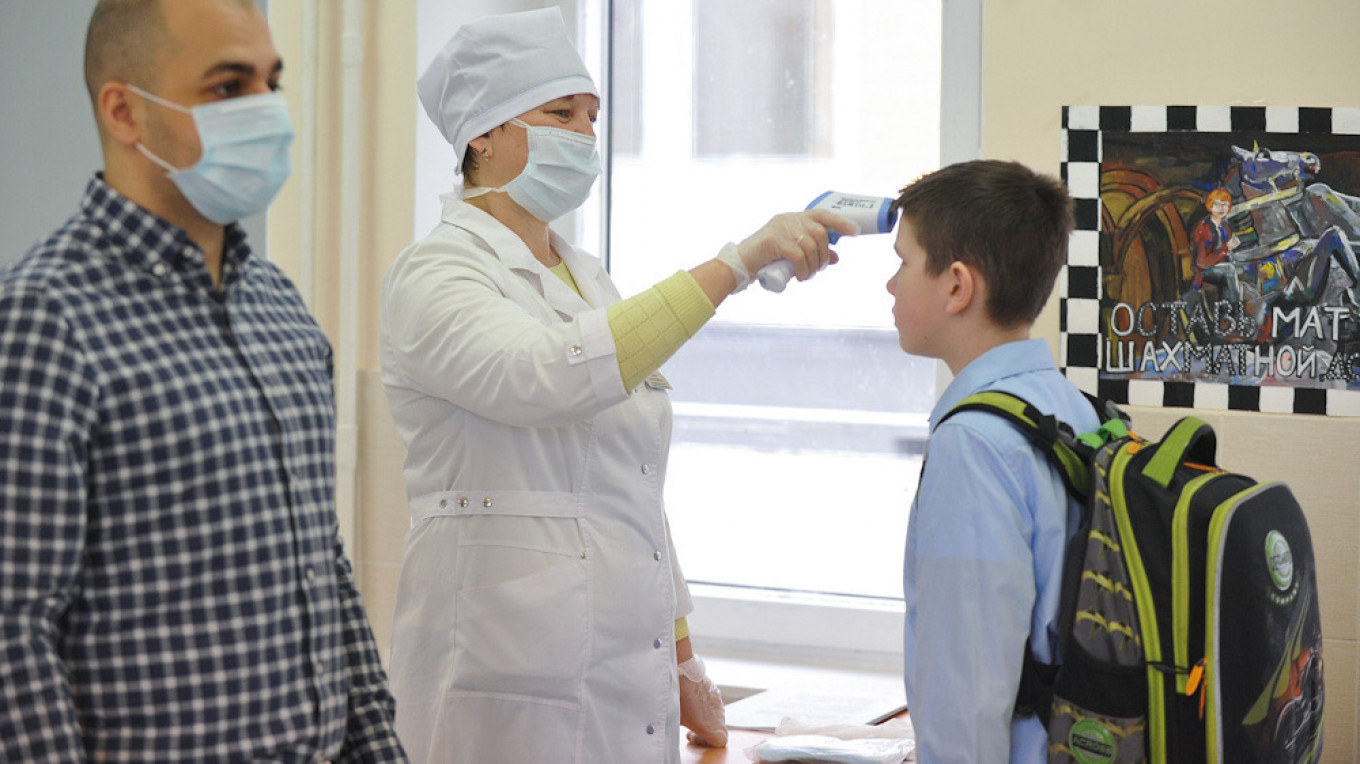 Moscow Mayor Orders Kids Back to School