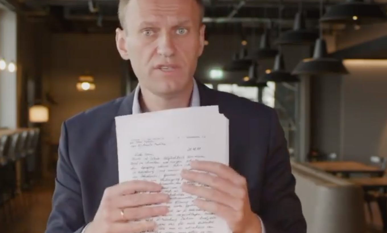 Navalny Rules Out Suicide in First Message From Jail