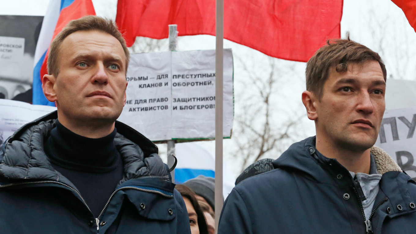 Navalny’s Family Members, Allies Detained for Virus Violations at Protests
