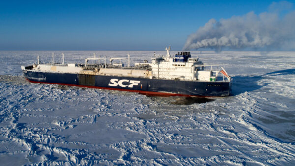 Russia ‘One Step Closer’ to Year-Round Sailing in Melting Arctic