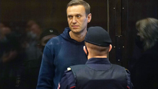 As It’s Happening: Navalny in Court