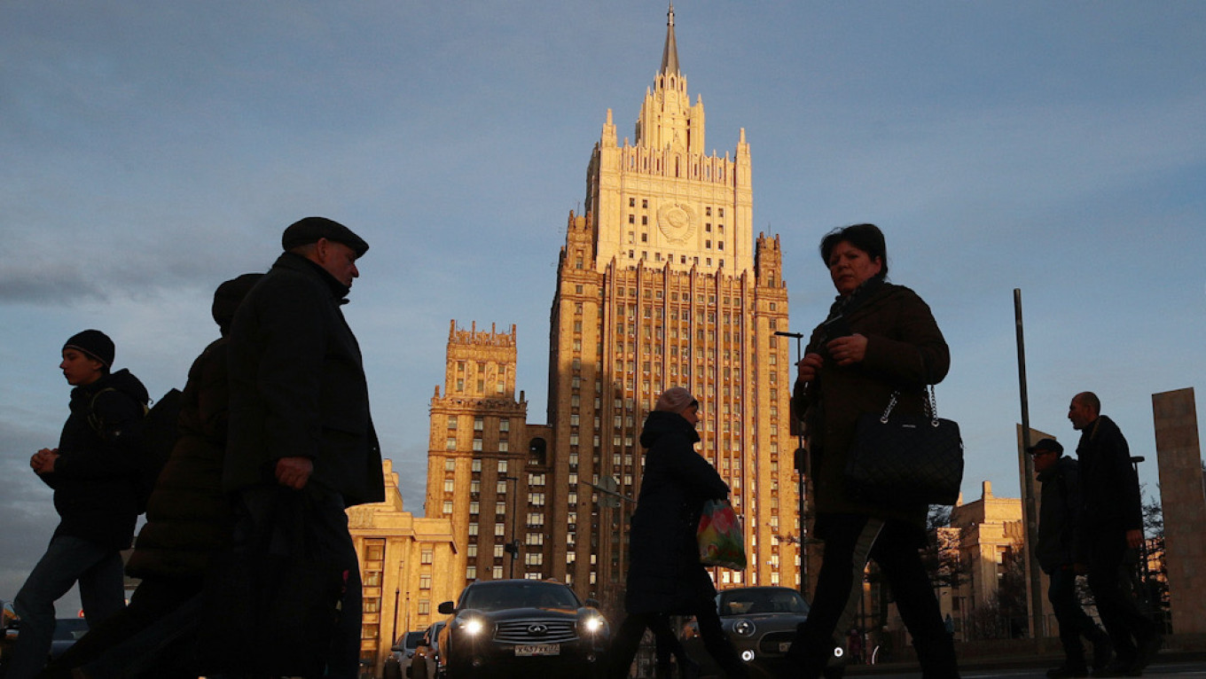 Russia Defends Expulsion of European Diplomats