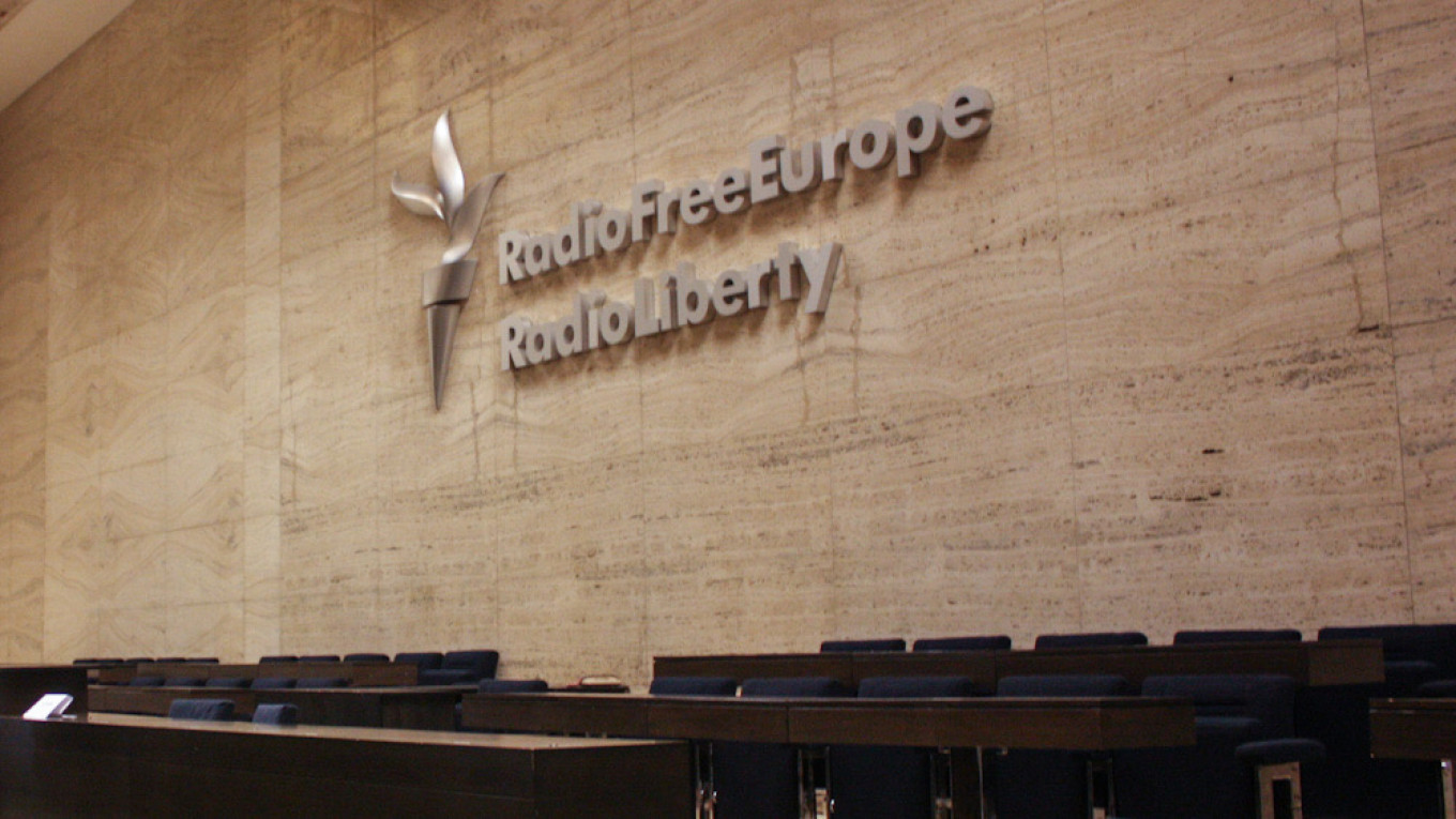 Russia Fines Radio Free Europe $150K Under ‘Foreign Agent’ Law