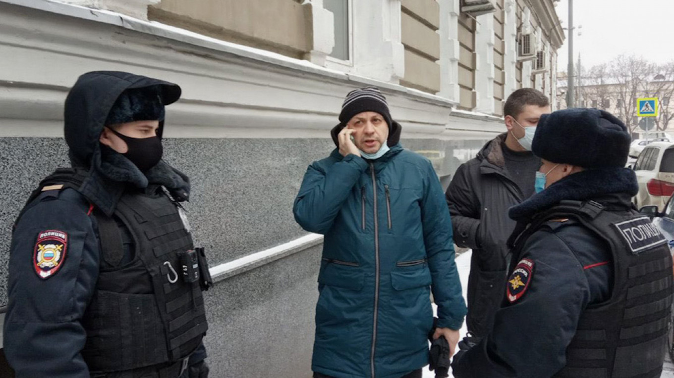 Russia Jails Prominent Independent Journalist Over Protest Retweet