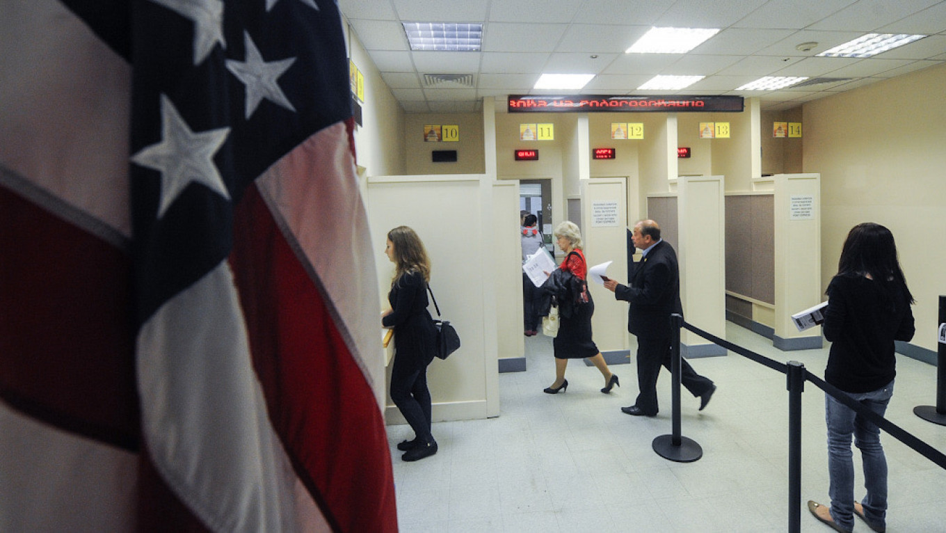 U.S. Hits Dozens Belarusians With Visa Restrictions Amid Renewed Crackdown