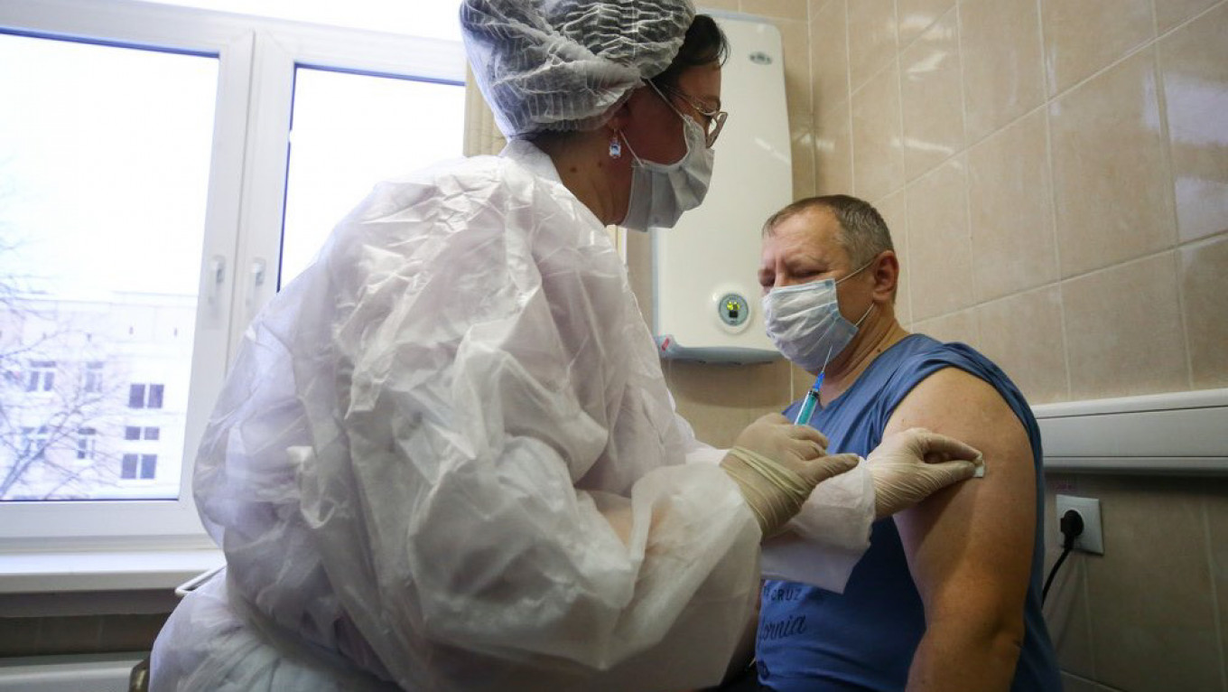 Ukraine Bans Coronavirus Vaccines From ‘Aggressor’ Russia