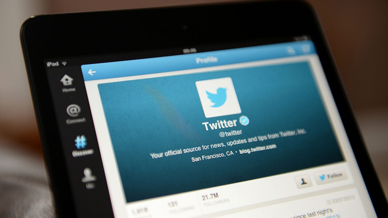 Russia Disrupts Twitter Access in Banned Content Row