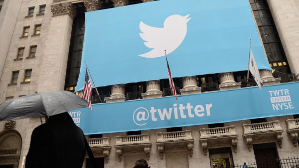 Russia Threatens to Block Twitter Within 30 Days