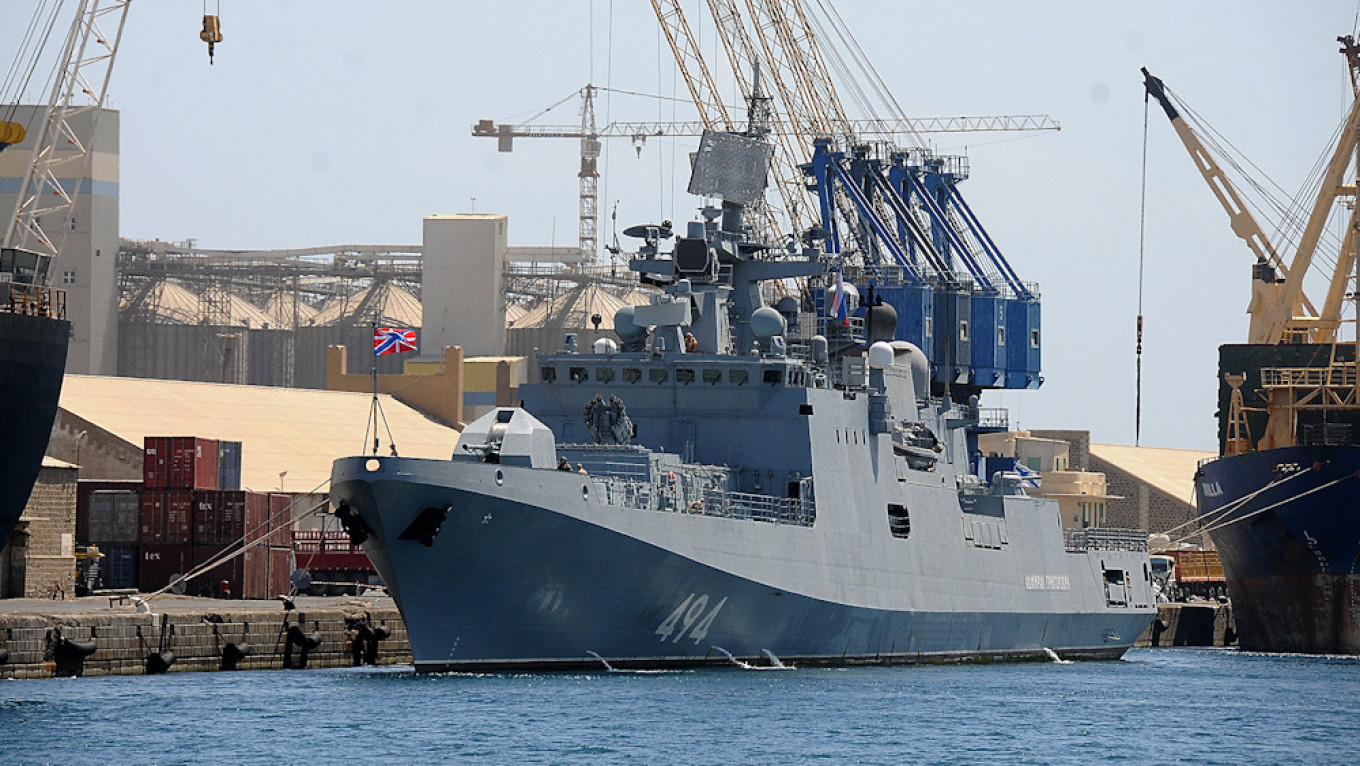 U.S., Russia Warships Dock in Strategic Sudan Port