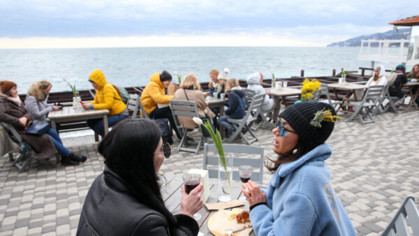 Crimea, Expecting Tourist Surge After Turkey Ban, Sees Rising Covid-19 Cases