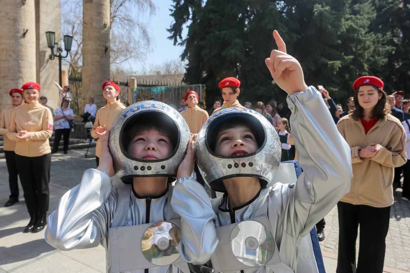 On Gagarin Anniversary, Putin Says Russia Must Remain ‘Space Power’