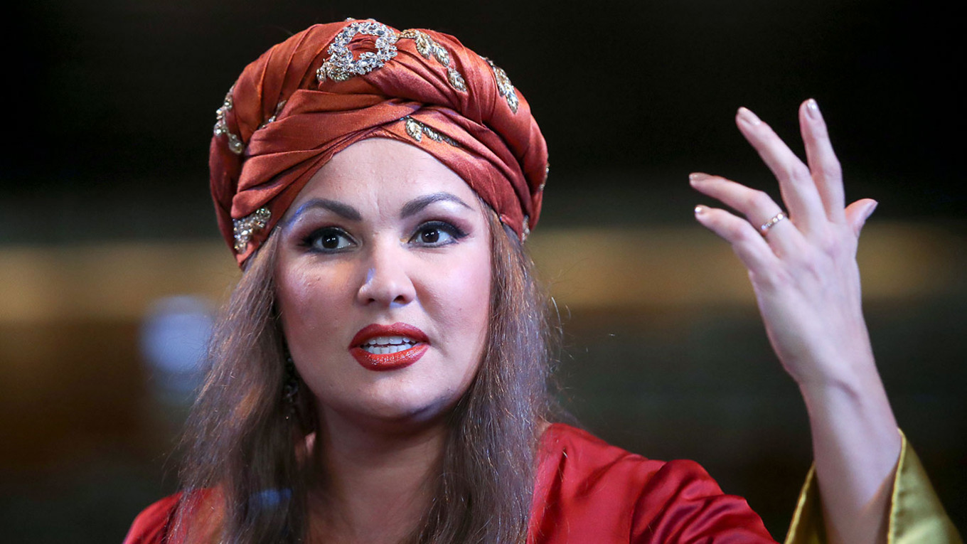 Russian Soprano Netrebko Condemns Ukraine War, Serebrennikov Leaves Country