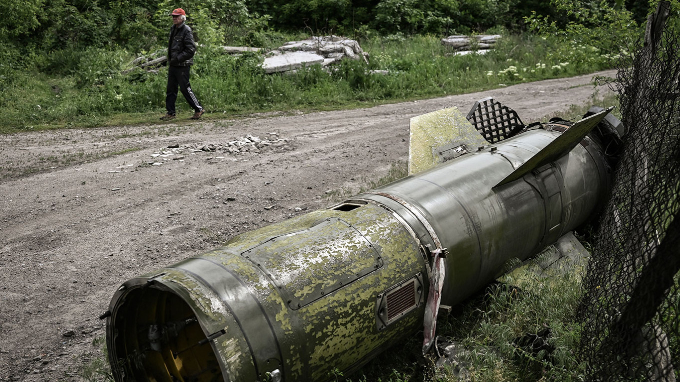 Ukraine’s Zelensky Accuses Russia of ‘Genocide’ in Donbas Onslaught
