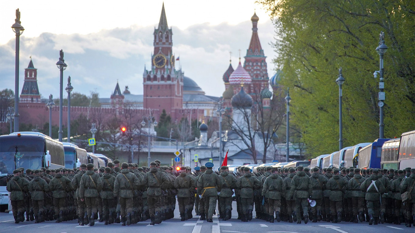 Kremlin Receives Almost 42,000 Complaints on Missing Ukraine Soldiers – Investigation