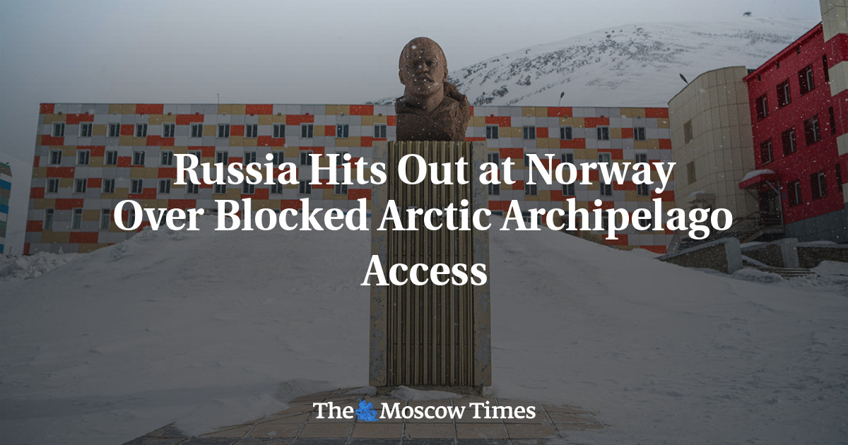 Russia Hits Out at Norway Over Blocked Arctic Archipelago Access