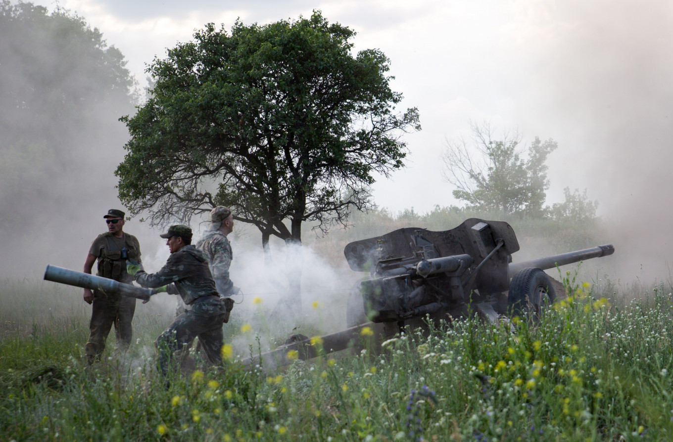 Russia Strikes Depot in West Ukraine, Battle for Severodonetsk Rages
