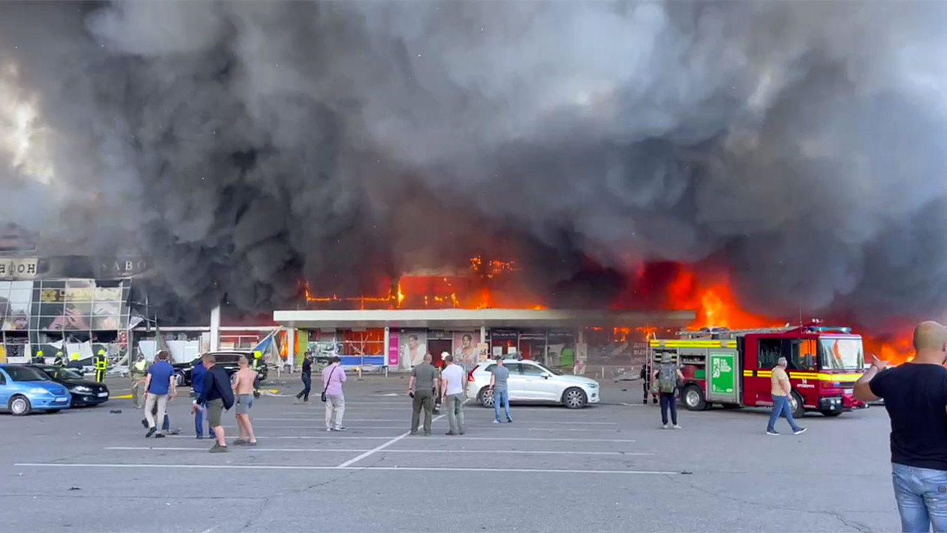 Russian Missile Hits Crowded Ukrainian Shopping Center, Kyiv Says