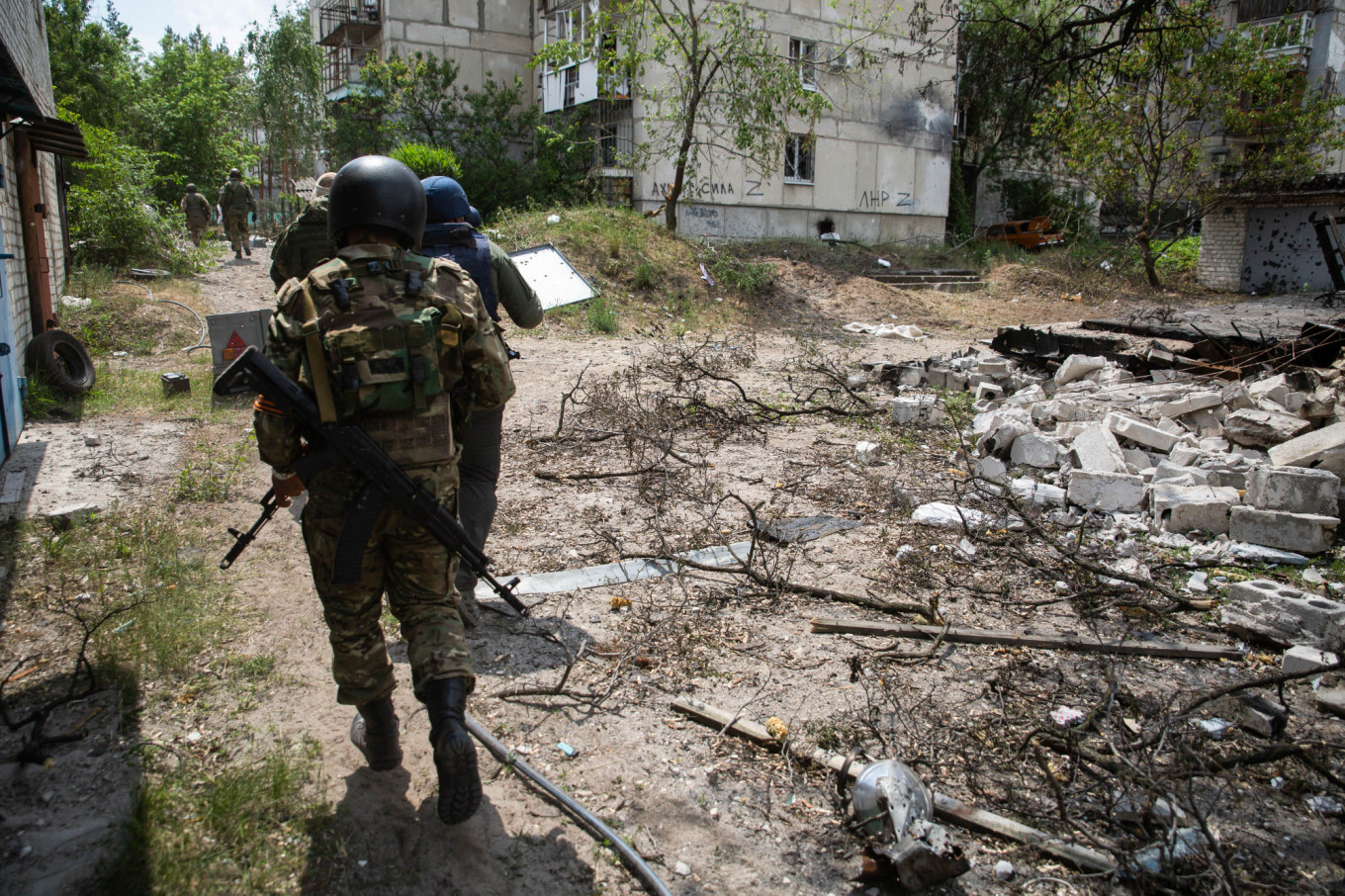 Russians Have Lost Ground in Severodonetsk: Regional Governor