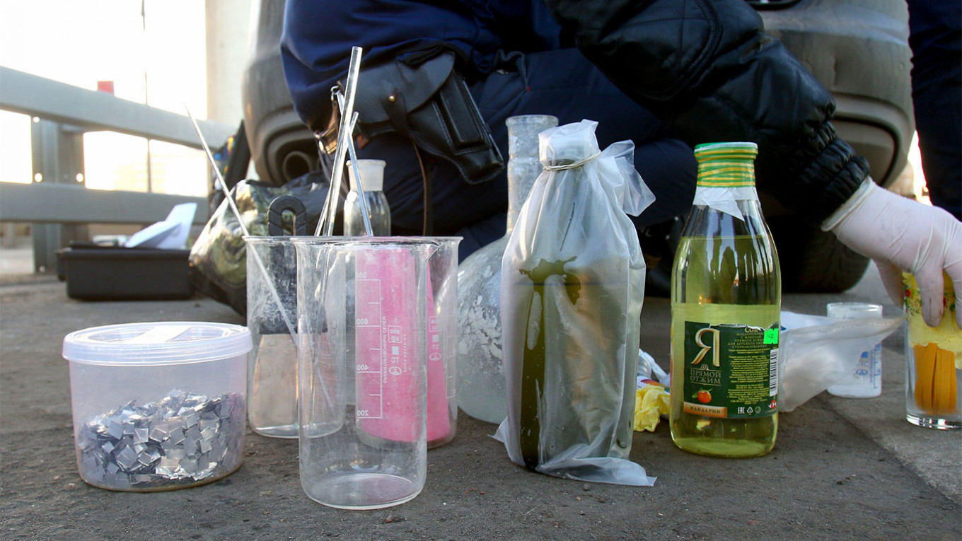  A drug lab in the trunk of a car confiscated by Moscow traffic police. Sergei Vedyashkin / Moskva News Agency 