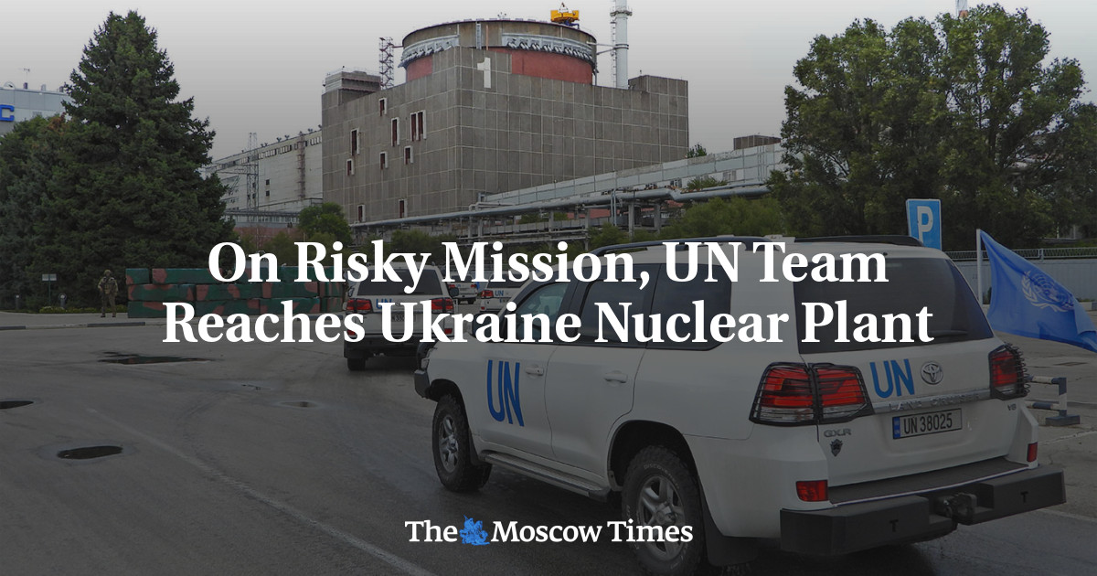 On Risky Mission, UN Team Reaches Ukraine Nuclear Plant