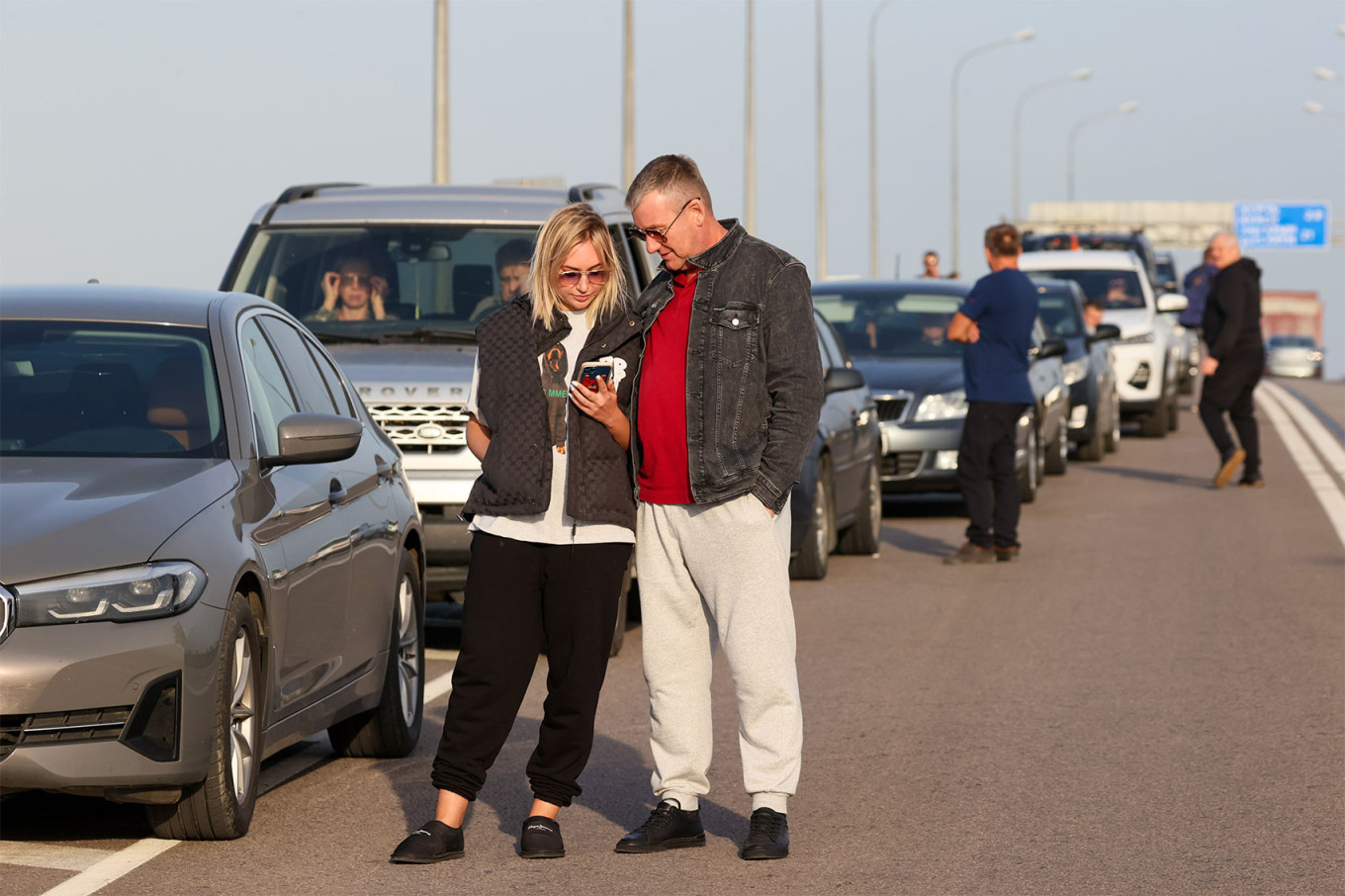  Vehicles queue as traffic is partially restored on the Crimean Bridge. Sergei Malgavko / TASS 