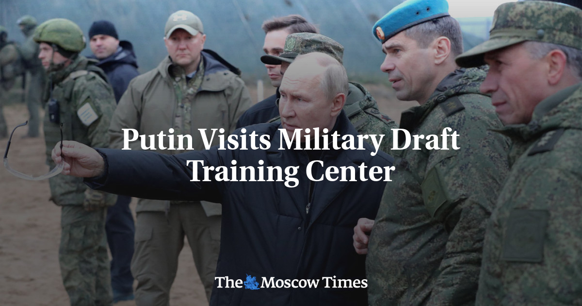 Putin Visits Military Draft Training Center