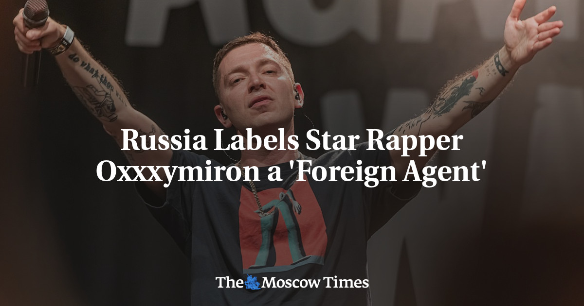 Russia Labels Star Rapper Oxxxymiron a ‘Foreign Agent’