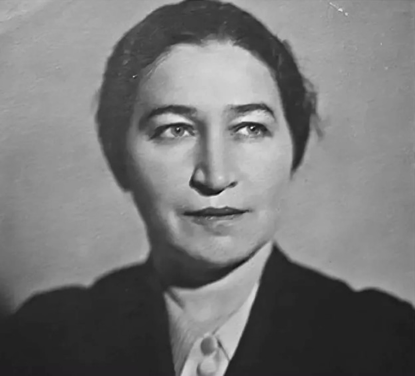  Polina Zhemchuzhina (1939) 