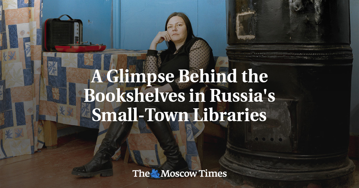 A Glimpse Behind the Bookshelves in Russia’s Small-Town Libraries