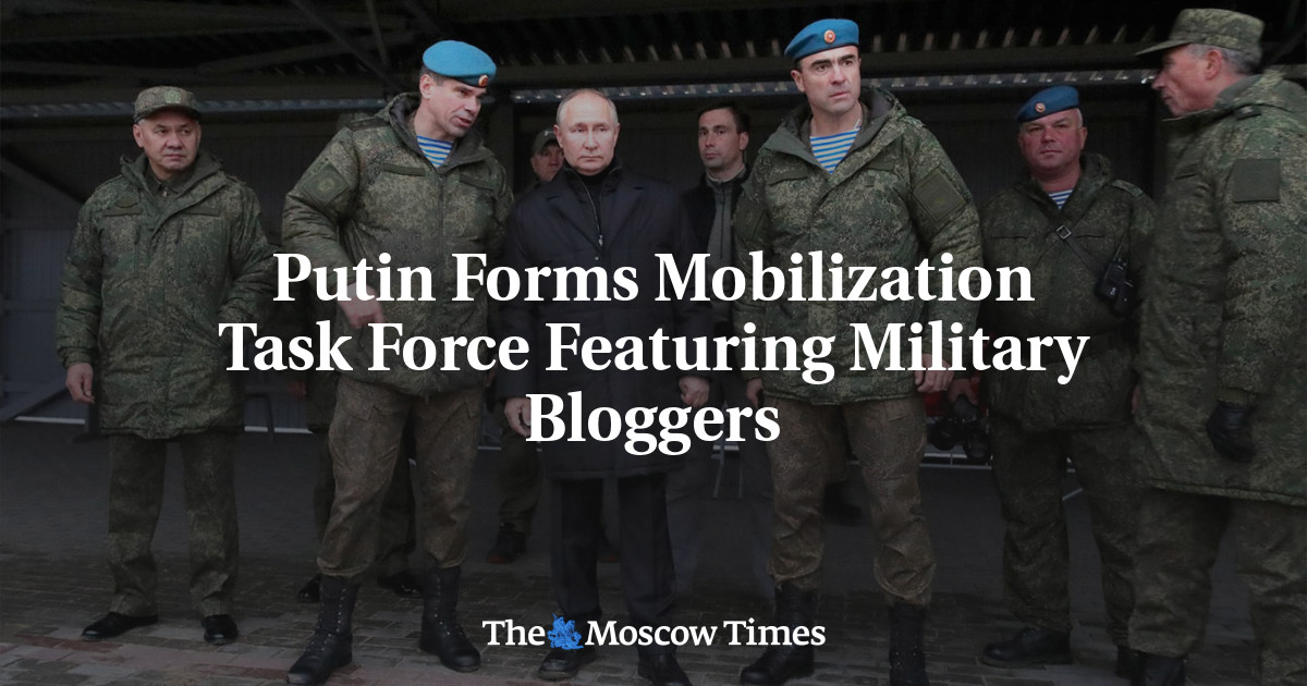 Putin Forms Mobilization Task Force Featuring Military Bloggers