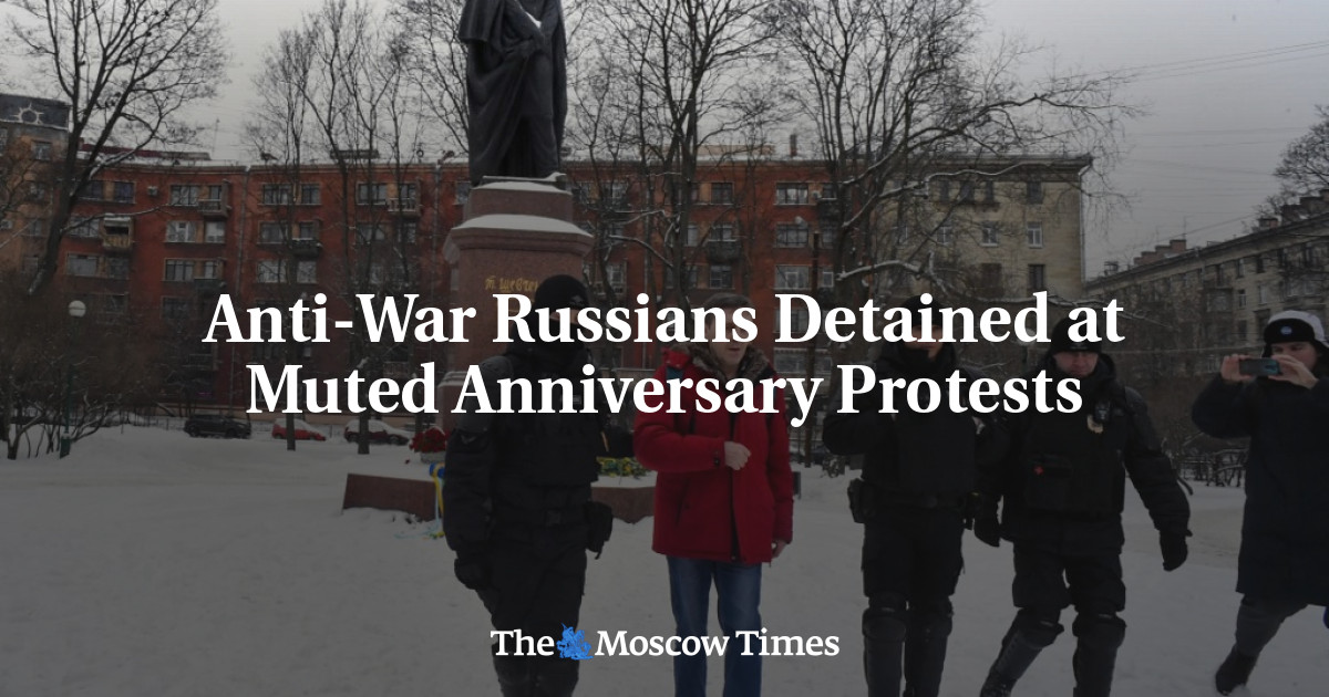Anti-War Russians Detained at Muted Anniversary Protests