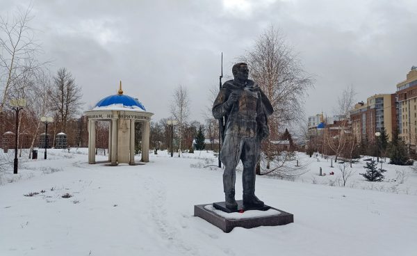 On Russia’s Border with Ukraine, War Is Impossible to Ignore