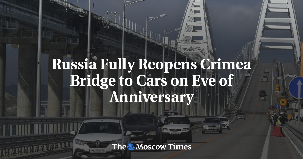 Russia Fully Reopens Crimea Bridge to Cars on Eve of Anniversary