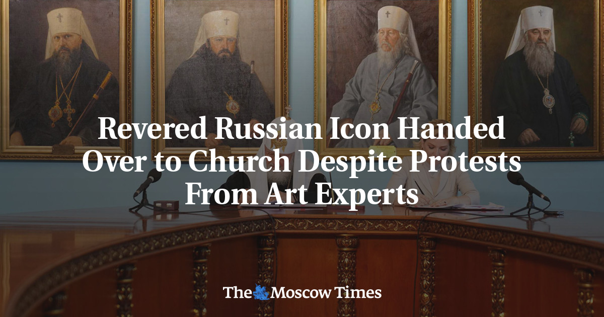 Revered Russian Icon Handed Over to Church Despite Protests From Art Experts