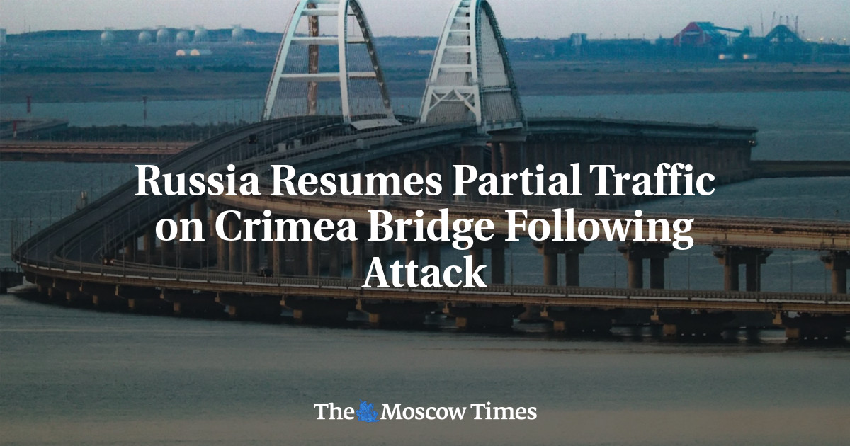Russia Resumes Partial Traffic on Crimea Bridge Following Attack