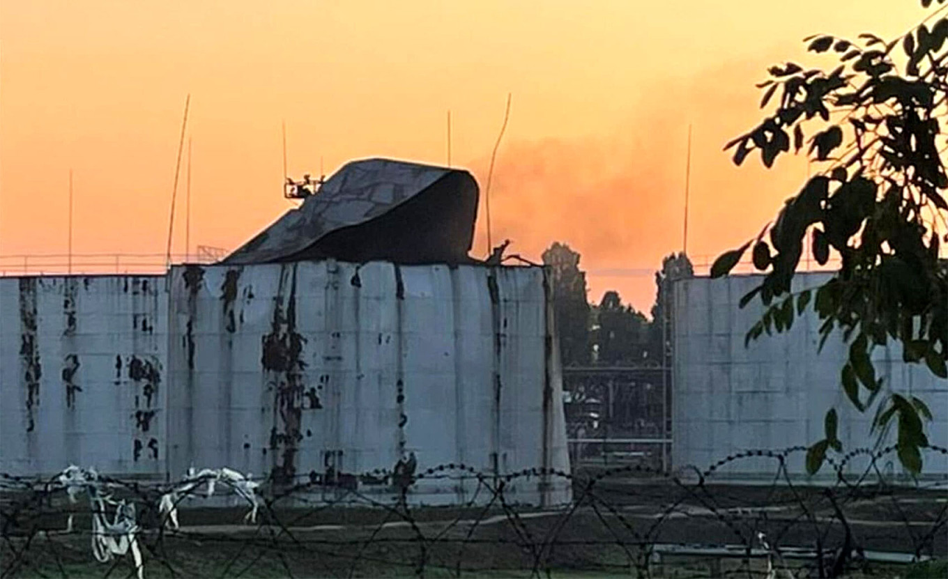  Destroyed hangars with grain in the port of Odesa. Operational Command 'South' 