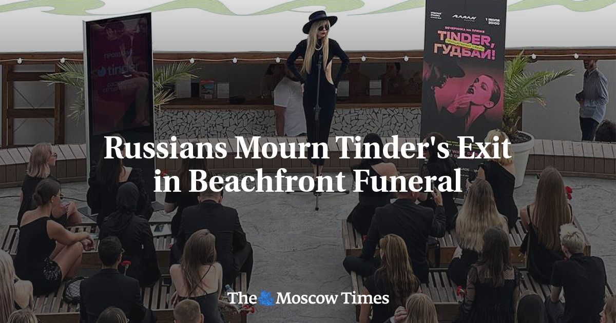 Russians Mourn Tinder’s Exit in Beachfront Funeral