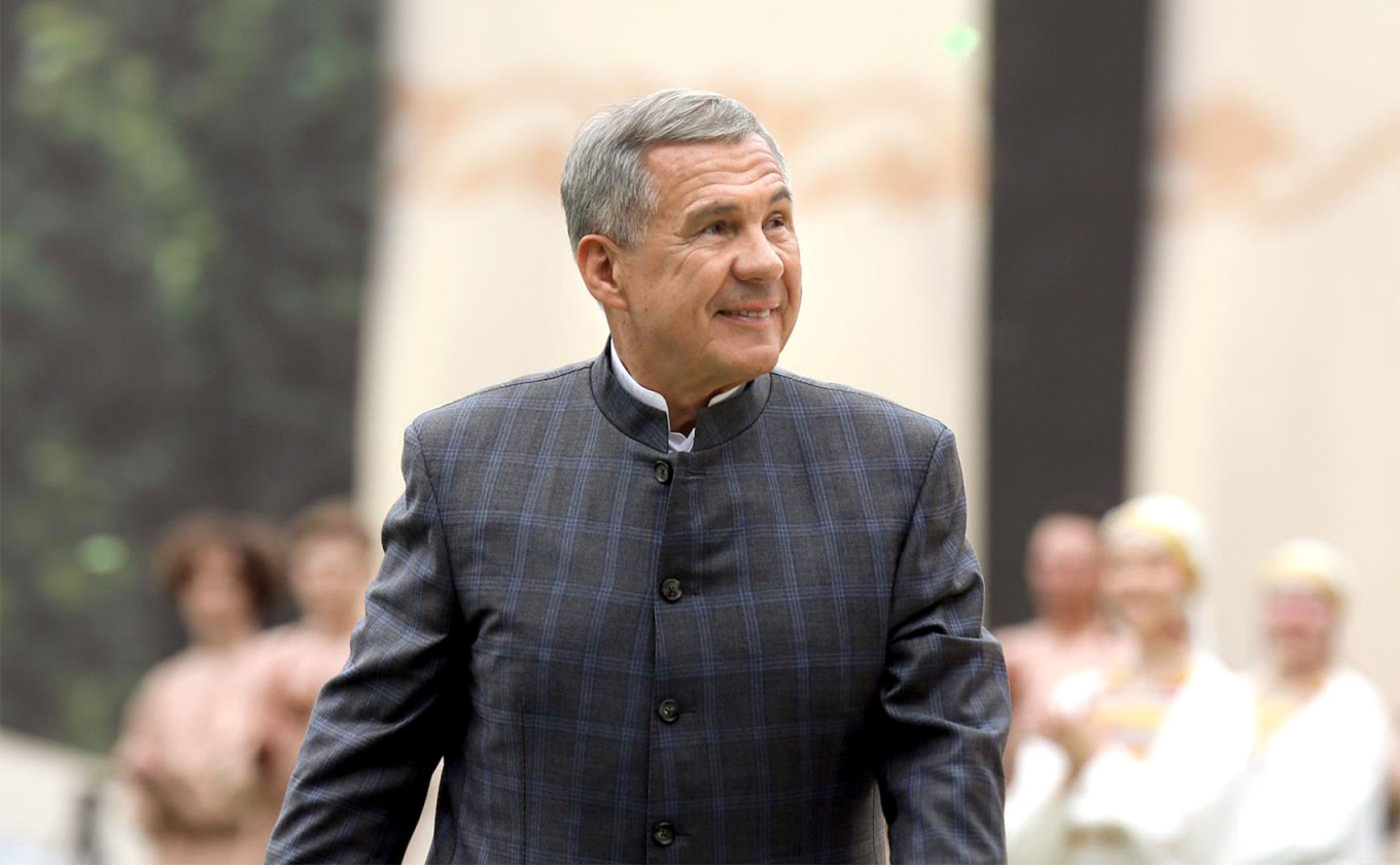  Head of Tatarstan Rustam Minnikhanov at the Sabantuy summer festival in Kazan. Artem Dergunov / Kommersant 