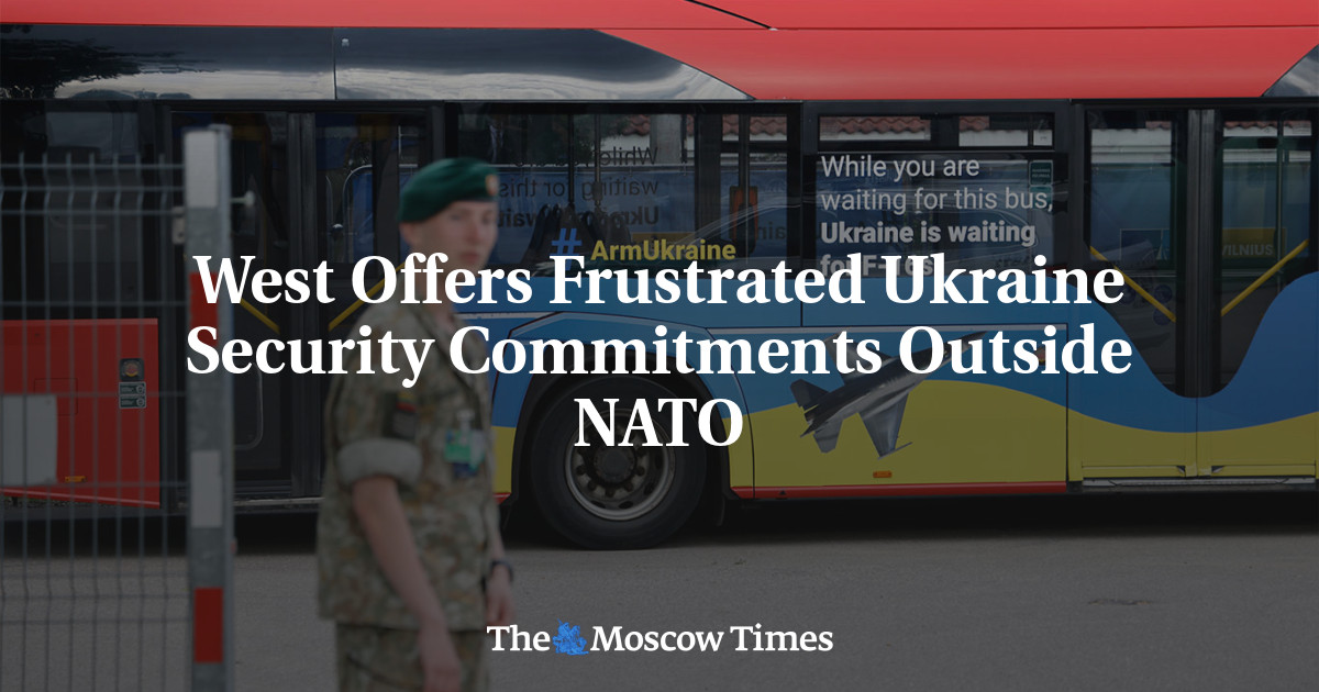 West Offers Frustrated Ukraine Security Commitments Outside NATO
