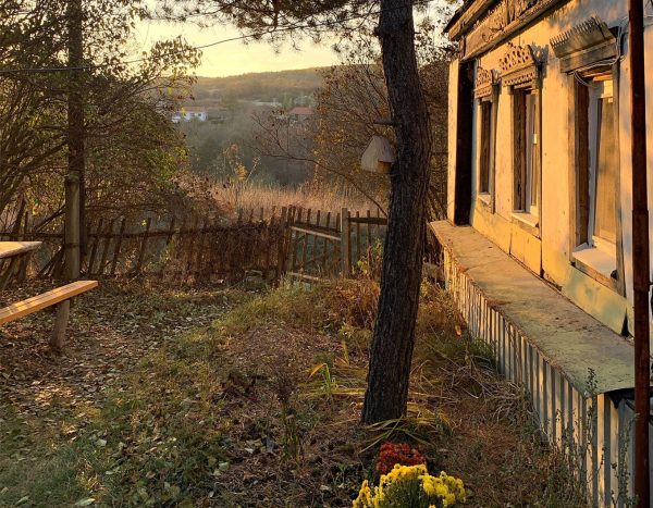 Is a Russian Village Named ‘Sucker’ a Curse or a Cash Cow?